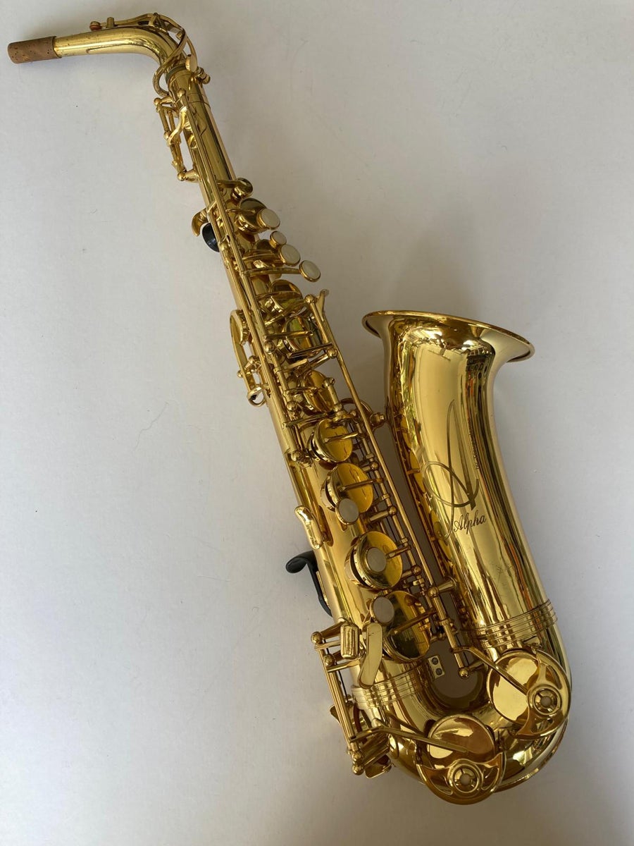 Trevor James Alpha saxophone Dots Music